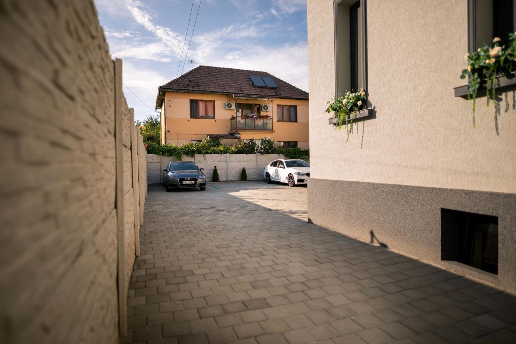Turmhaus Hermannstadt ภายนอก รูปภาพ